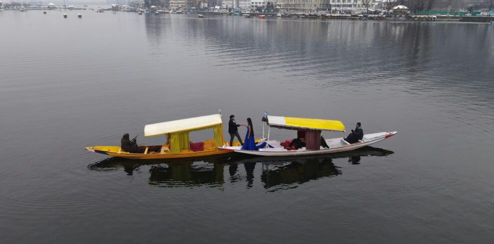 Srinagar couple special package