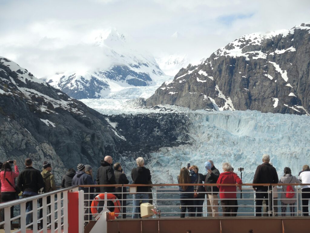 Laka Glacier